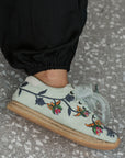 Blooming Embroidery Sneaker
