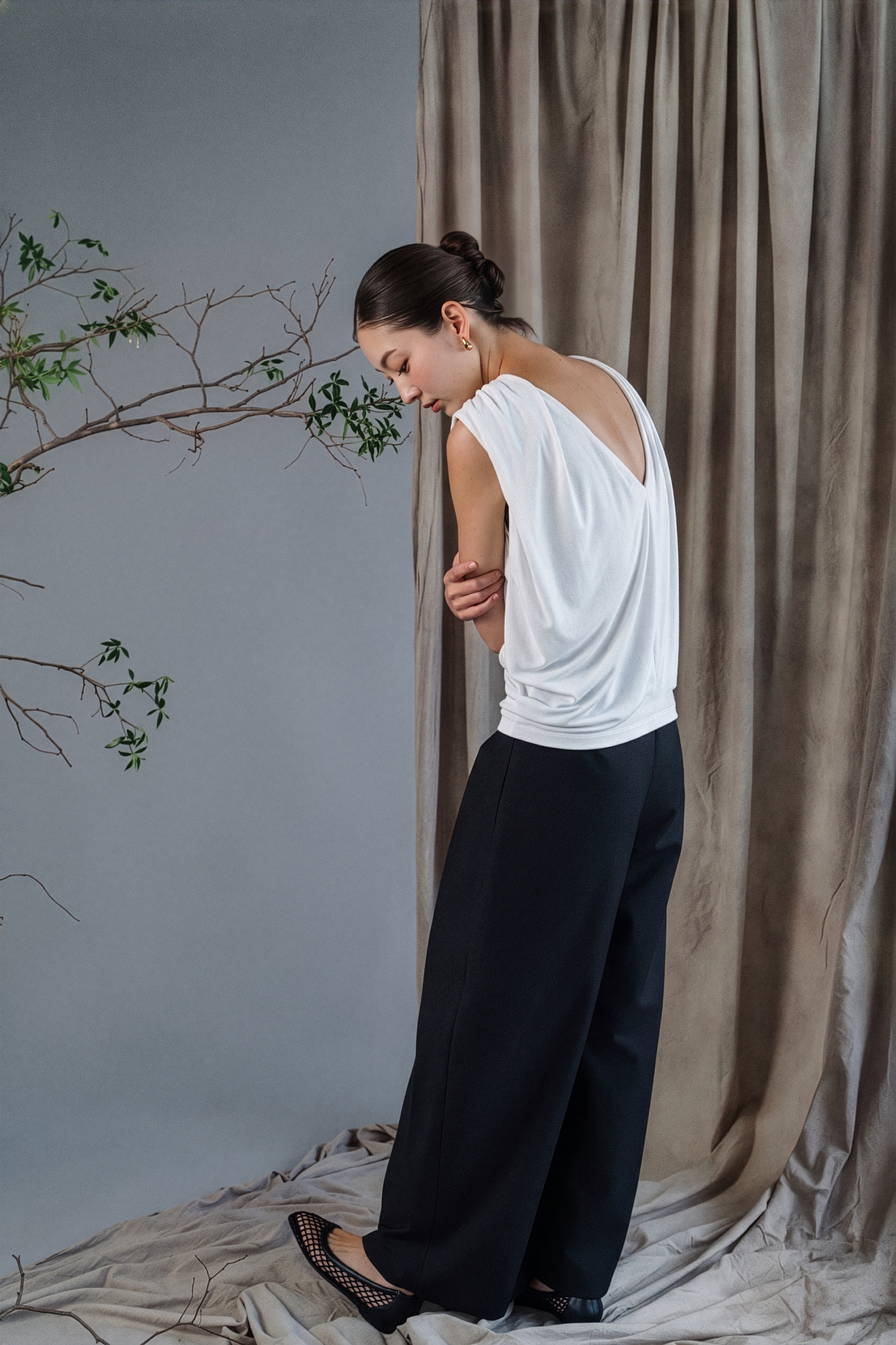 Kumi Low Back Jersey Top - Black / White
