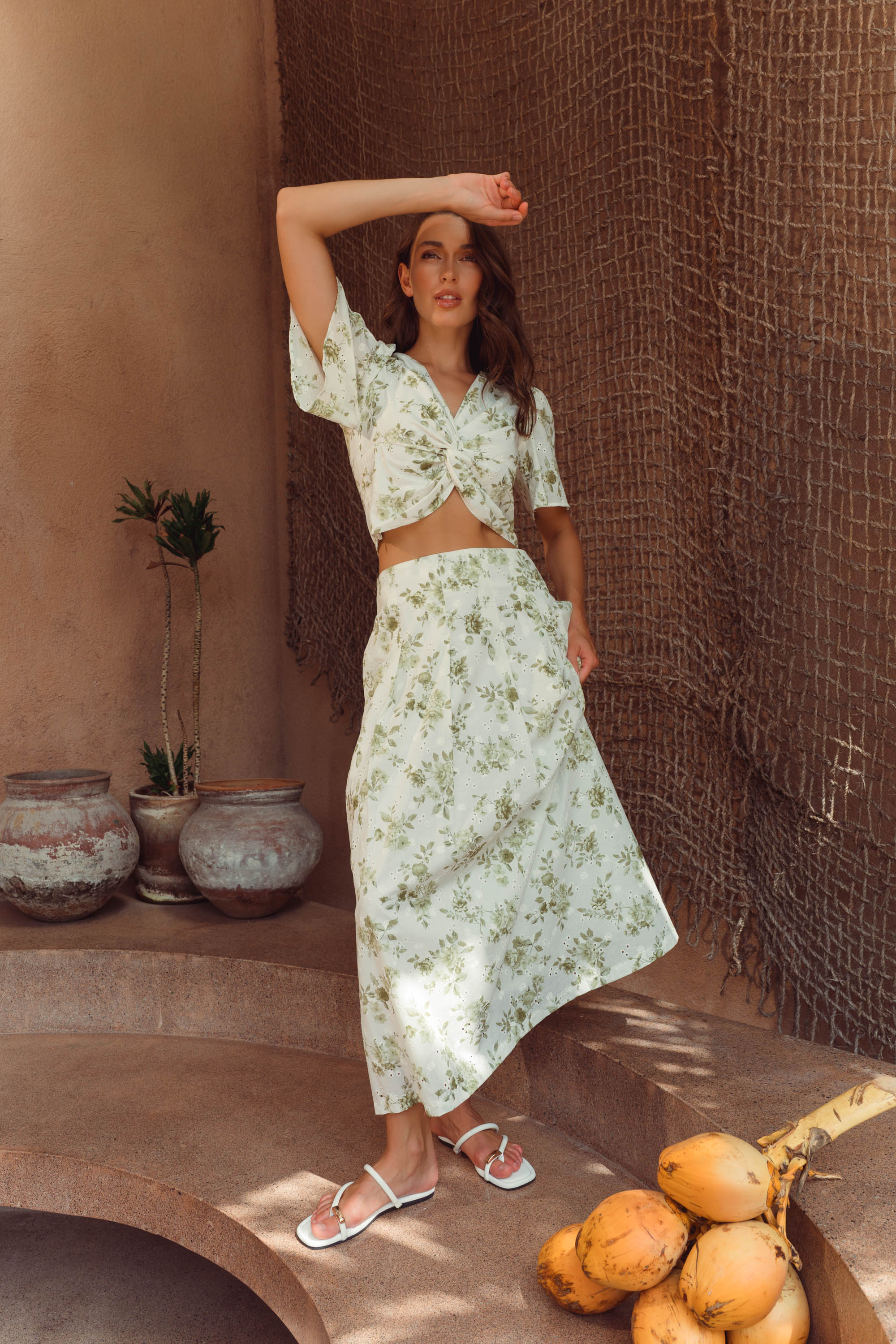 Cluny Eyelet Set