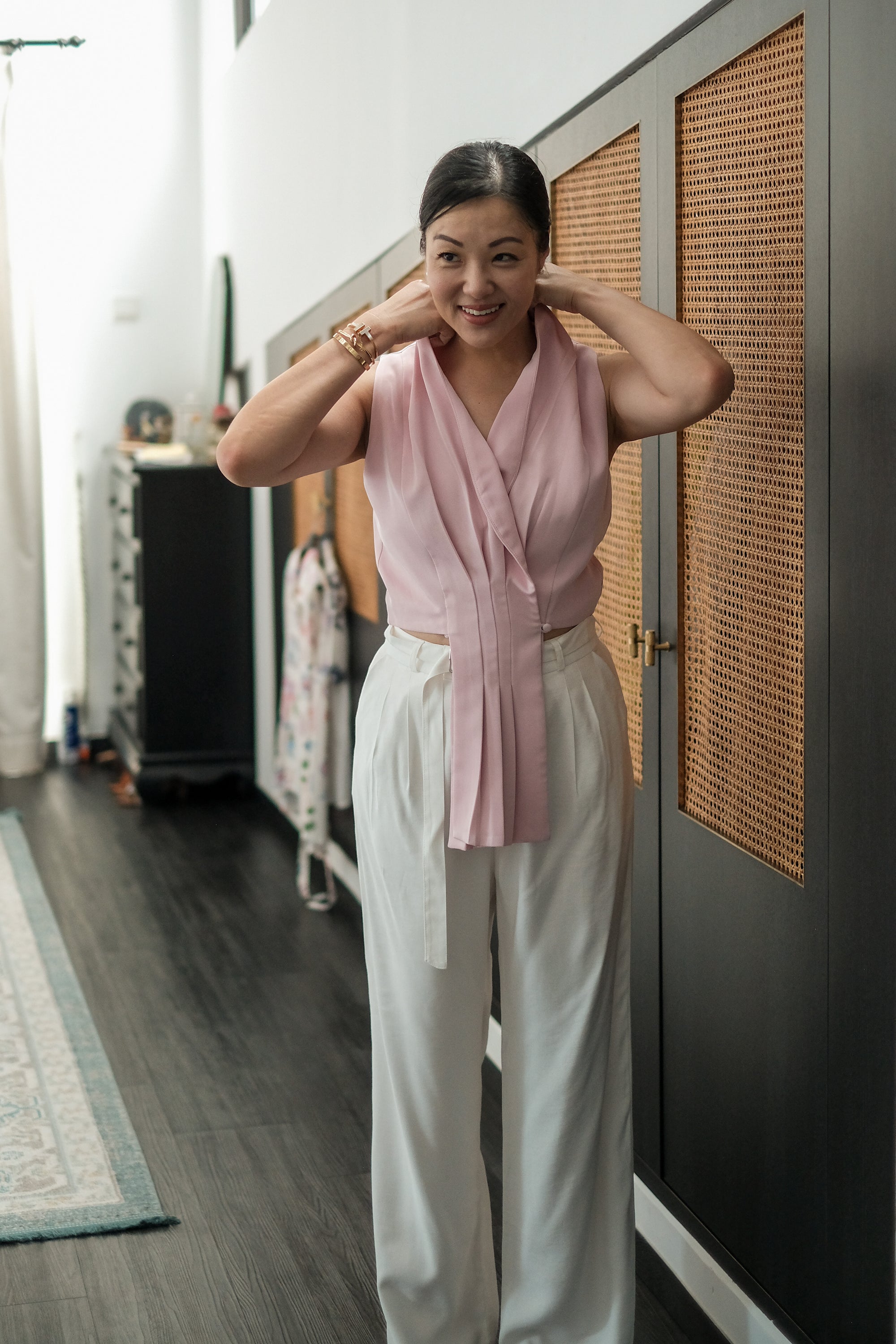 Aira Pleated Vest - Cream / Black