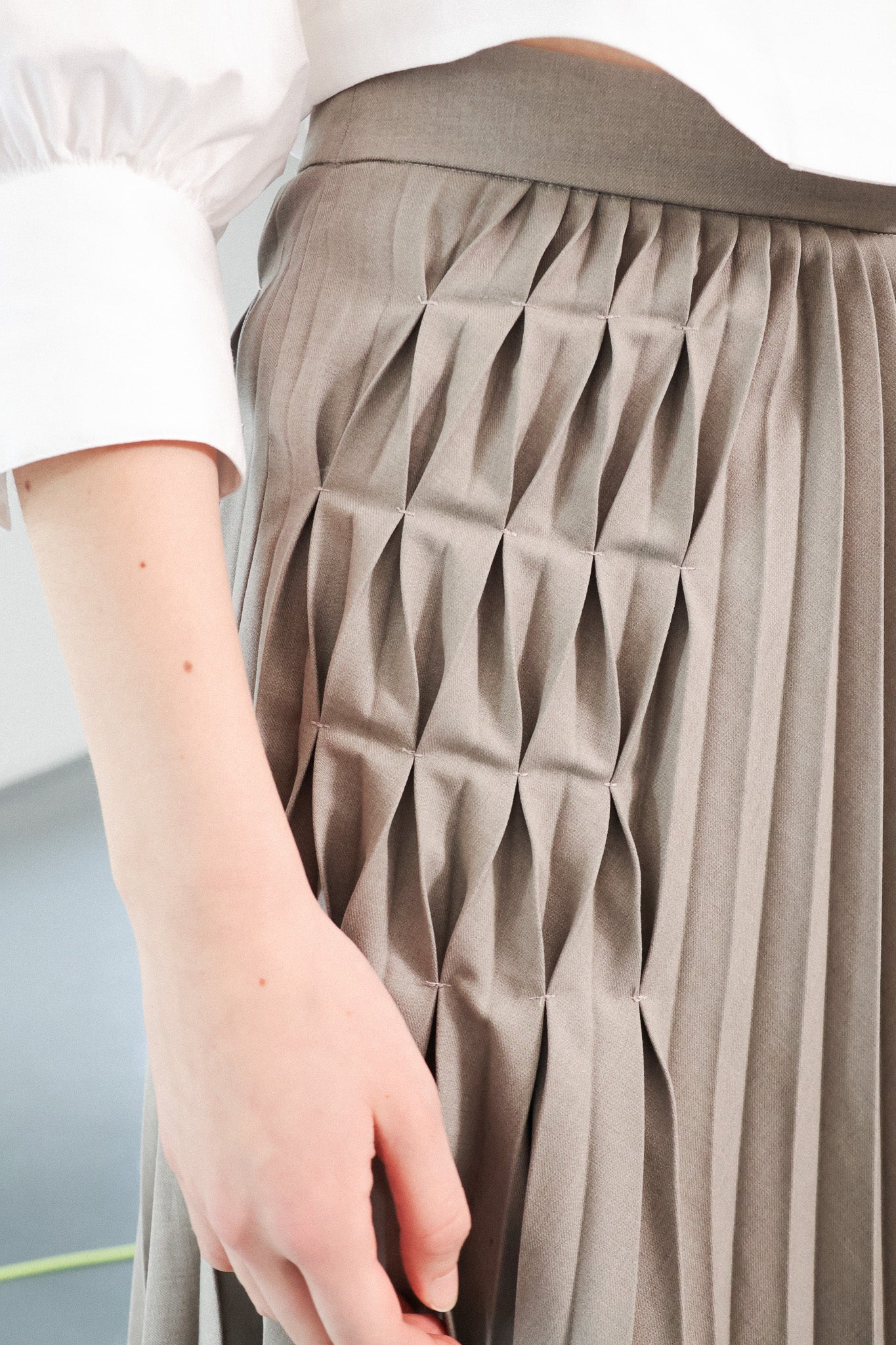 Carita Pleated Skirt - Black / Beige / Chambray
