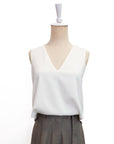 Signature French Tuck Top ( Round neck / V-neck ) - White / Black